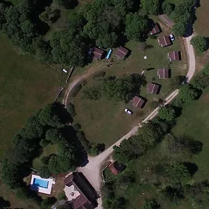  Chalet Village De De France
